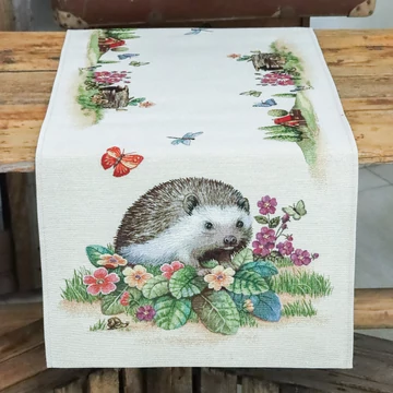 Asztalterítő, asztali futó, süni a kertben. Őszi