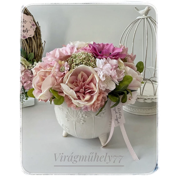 Pasztell színű asztaldísz