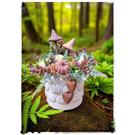 Erdei gombás vintage mályva asztaldísz